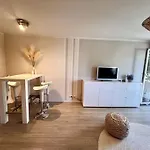 Stylish Studio Apartment With Beautiful Balcony