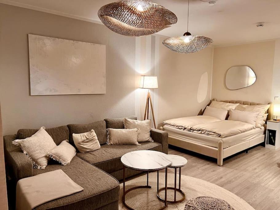 Stylish With Beautiful Balcony Apartment *